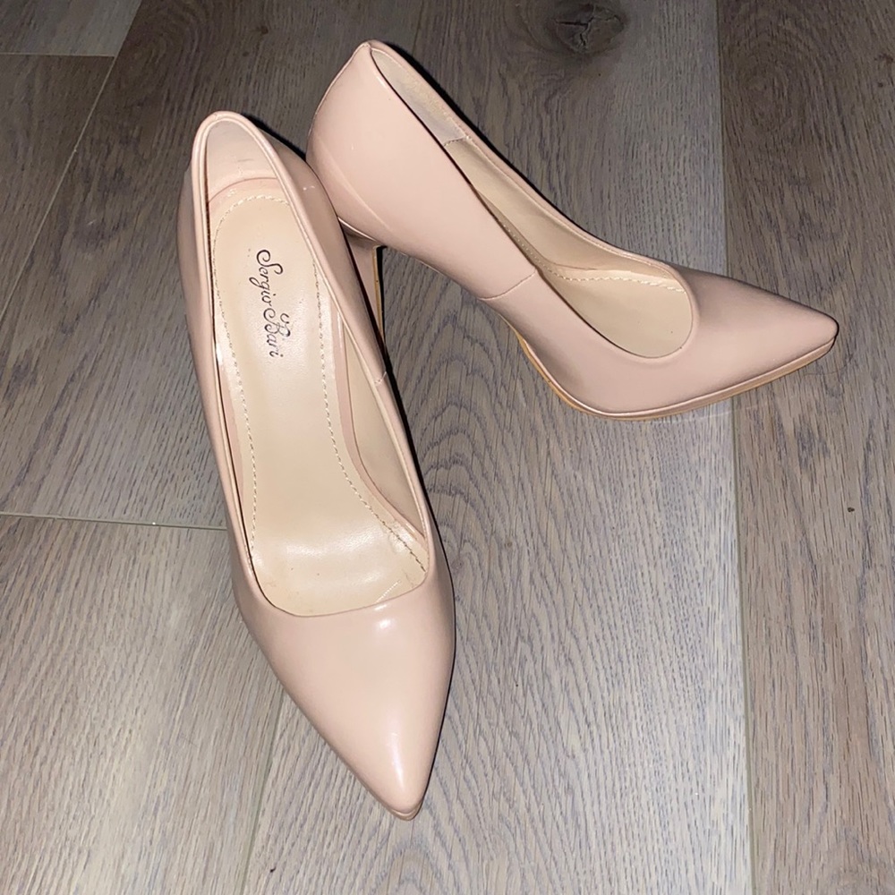 Sergio Bari Nude Heels